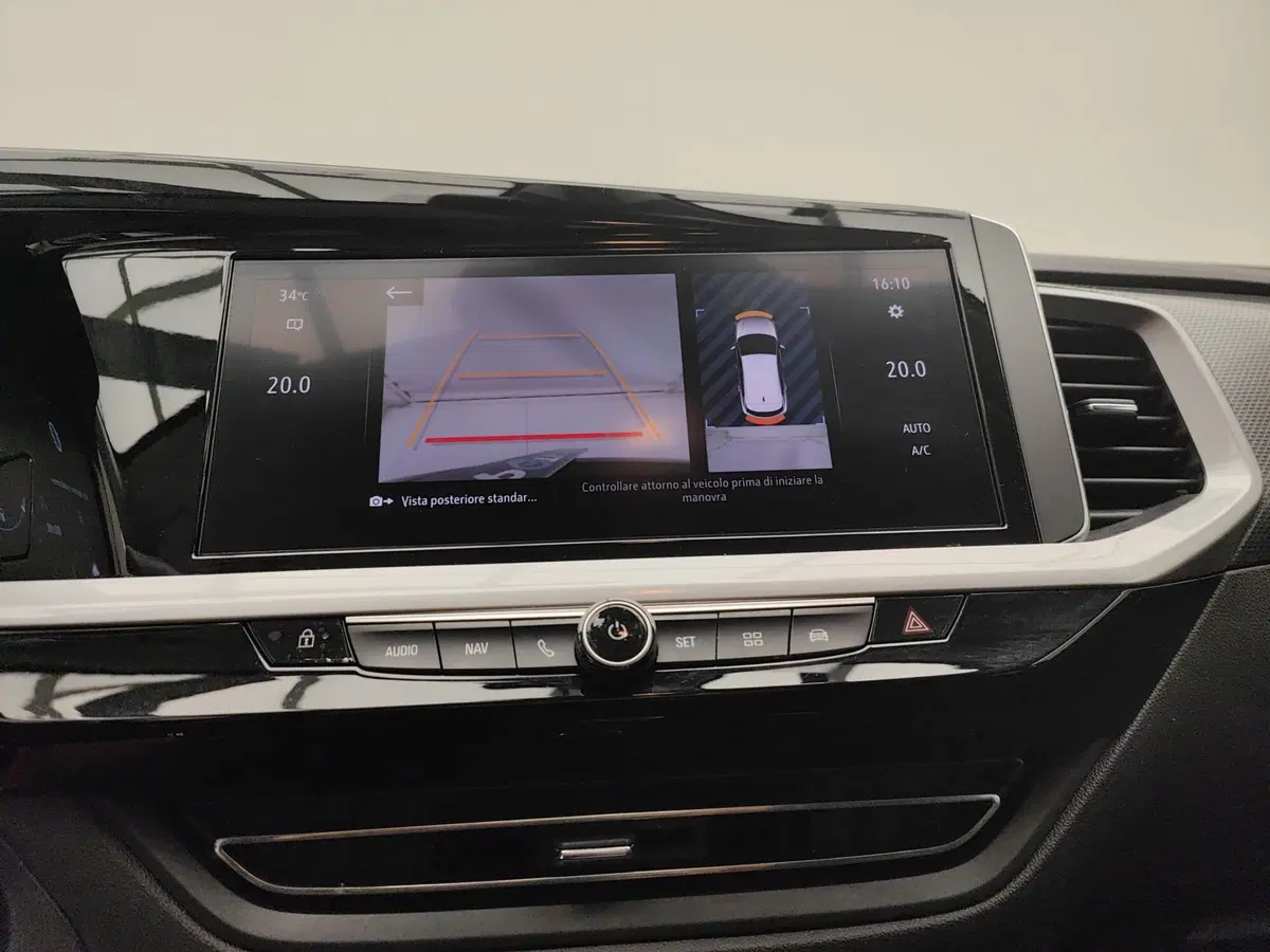 Opel Grandland usata a Como (9)