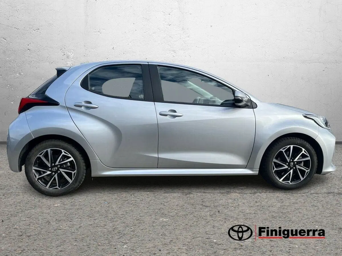Toyota Yaris usata a Sondrio (6)