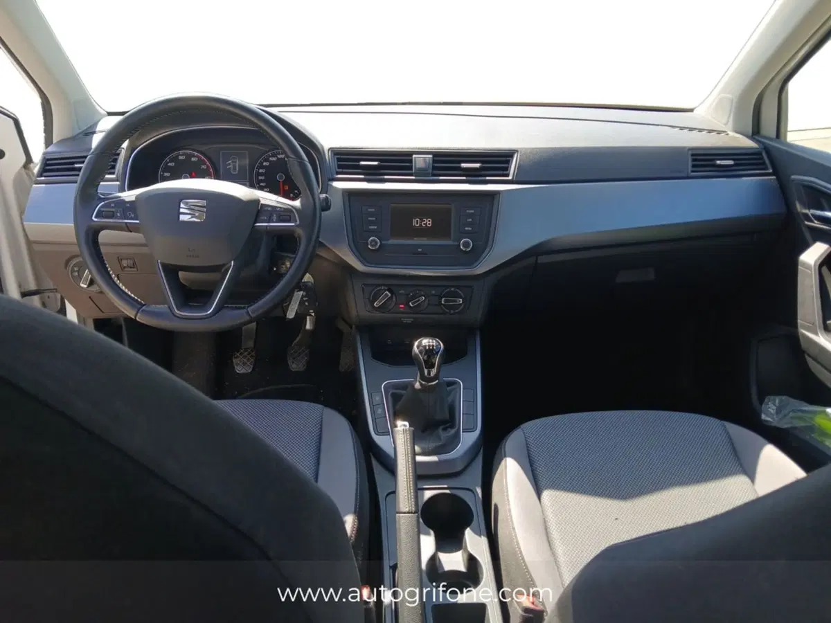SEAT Arona usata a Modena (10)