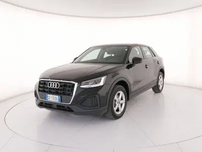 Audi Q2 35 2.0 tdi Business Advanced s-tronic del 2023 usata a Roma
