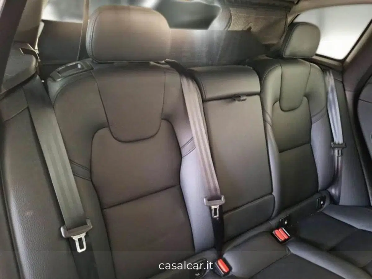 Volvo XC60 usata a Salerno (14)