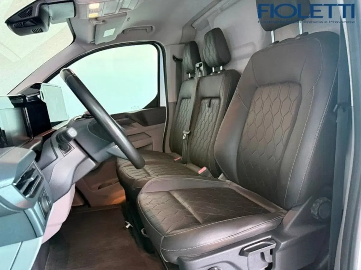 Ford Transit Custom Furgone usata a Brescia (9)