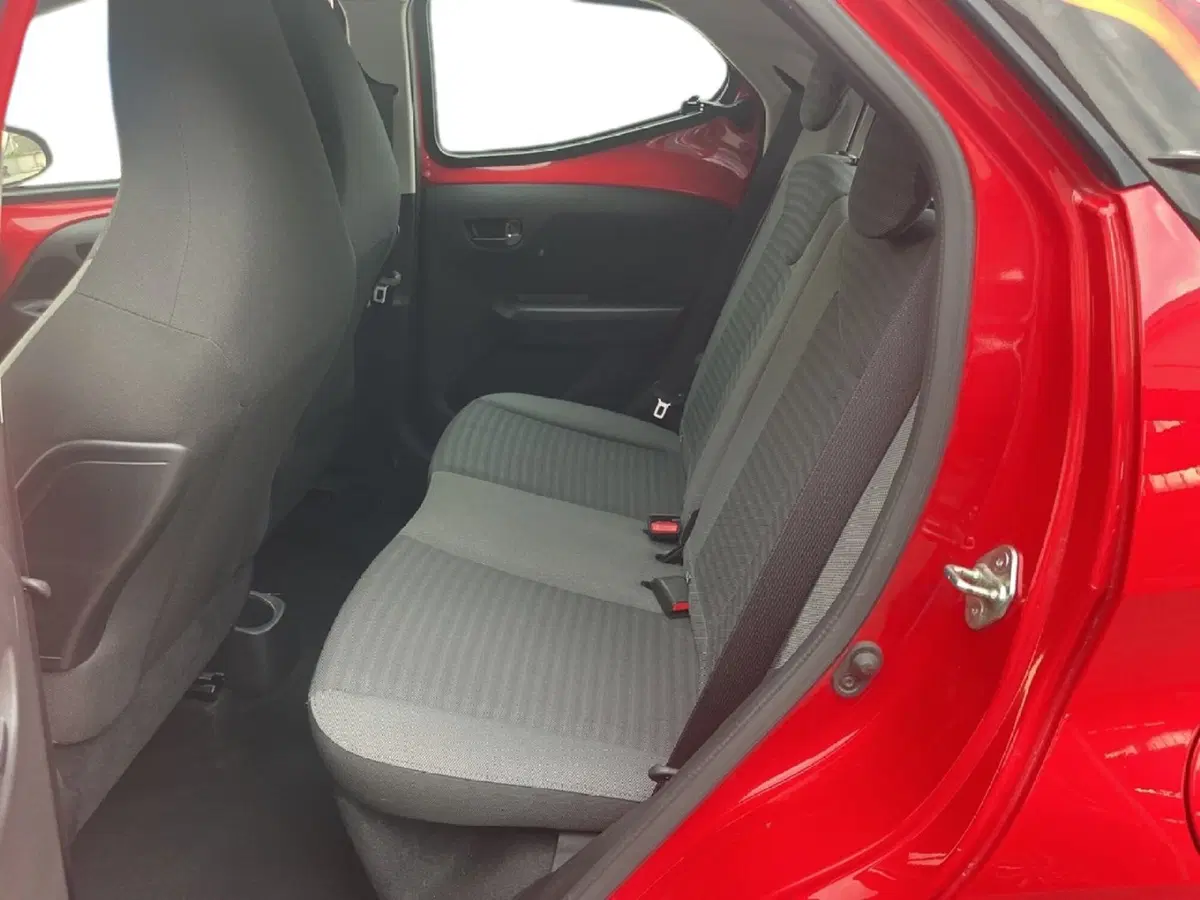 Toyota Aygo usata a Torino (8)