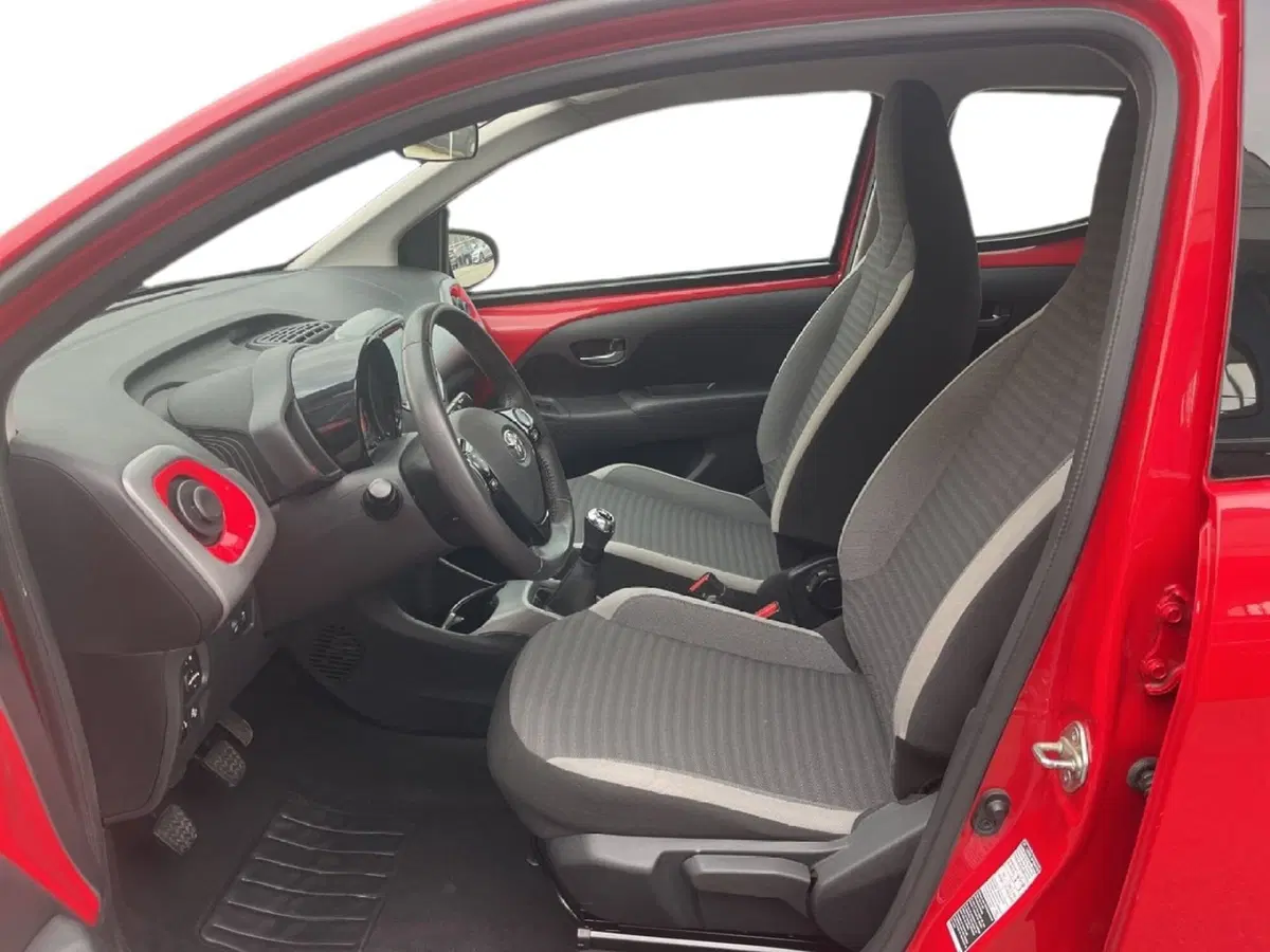 Toyota Aygo usata a Torino (9)