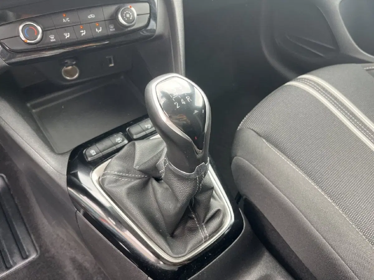 Opel Corsa usata a Torino (12)