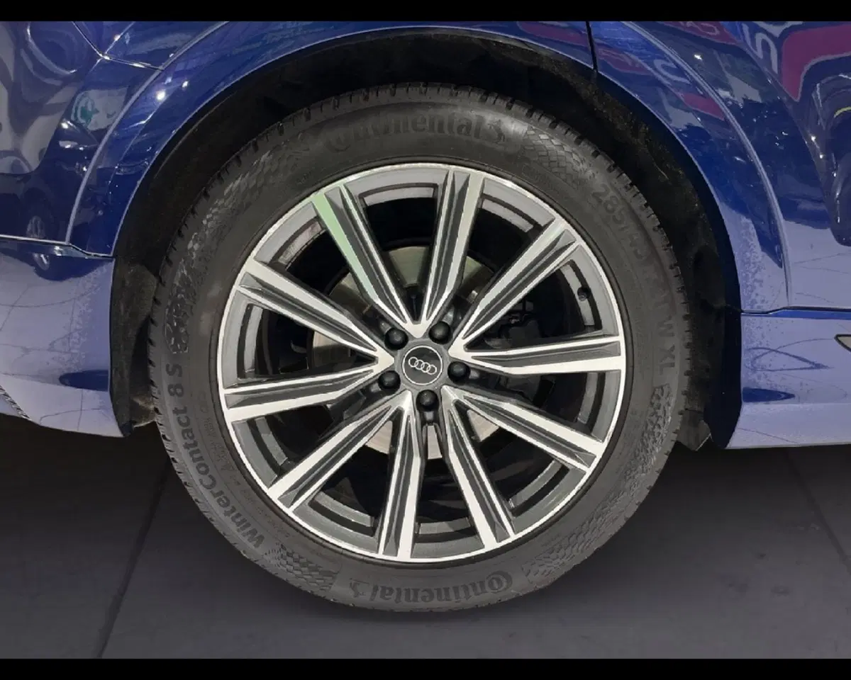 Audi RS Q8 usata a Torino (14)