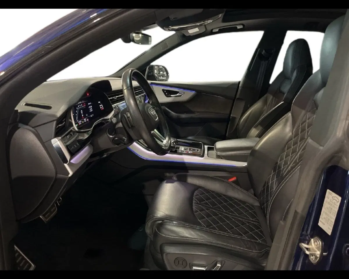 Audi RS Q8 usata a Torino (2)