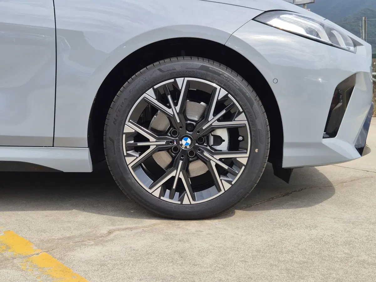 BMW Serie 1 nuova a Genova (12)