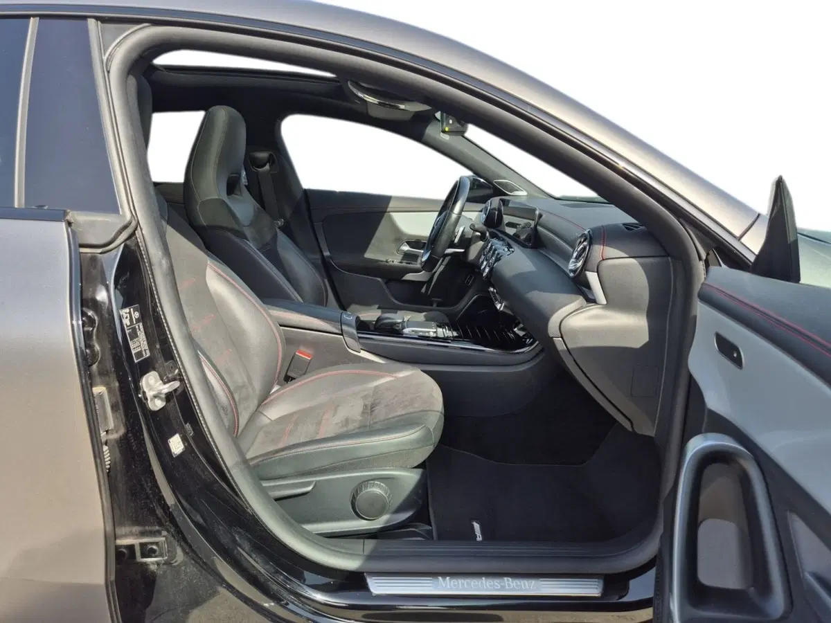 Mercedes-Benz CLA Shooting Brake usata  (9)