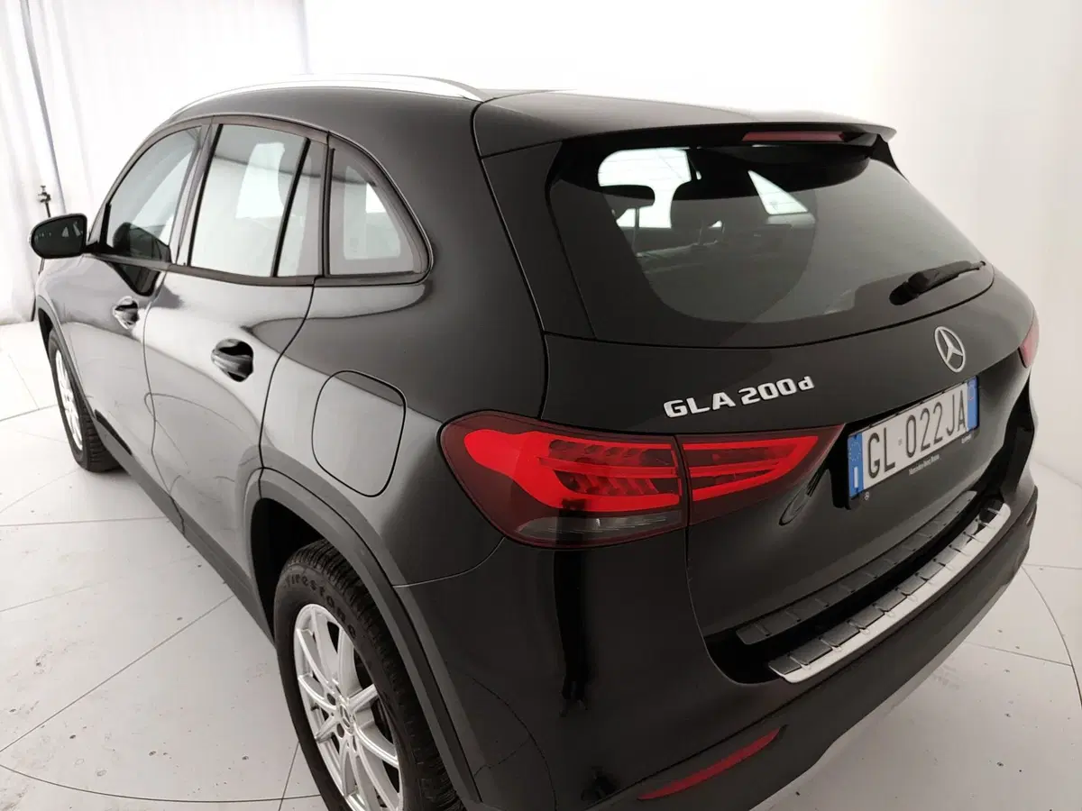 Mercedes-Benz GLA SUV usata a Caserta (13)