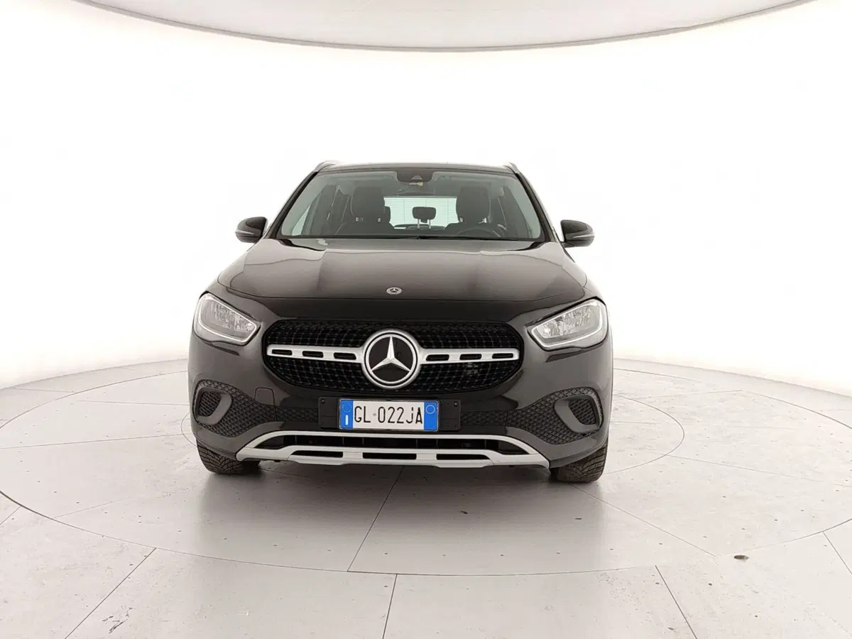 Mercedes-Benz GLA SUV usata a Caserta (2)