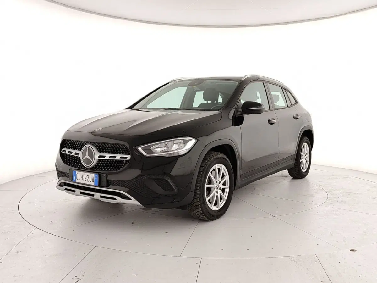Mercedes-Benz GLA SUV usata a Caserta (3)