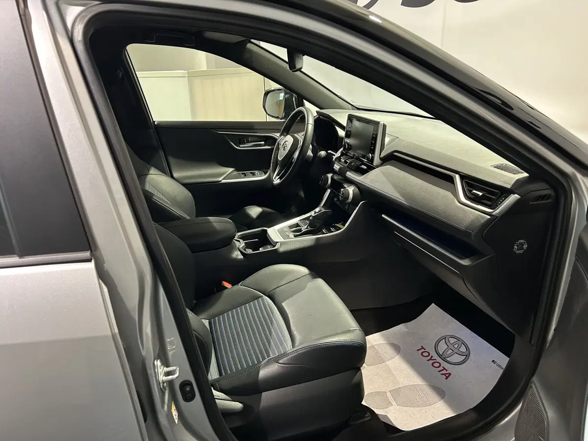 Toyota Rav4 usata a Milano (6)