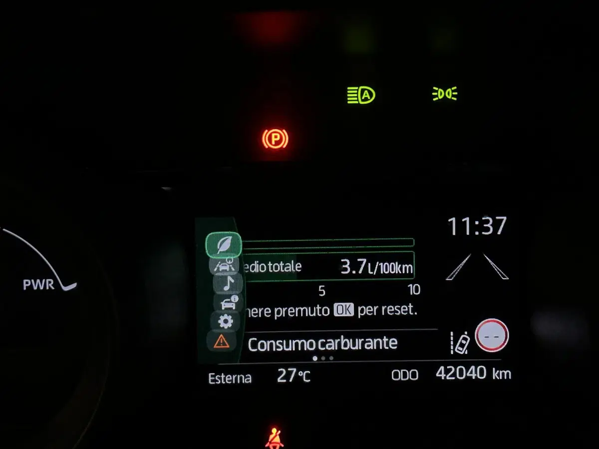 Toyota Yaris usata a Milano (9)