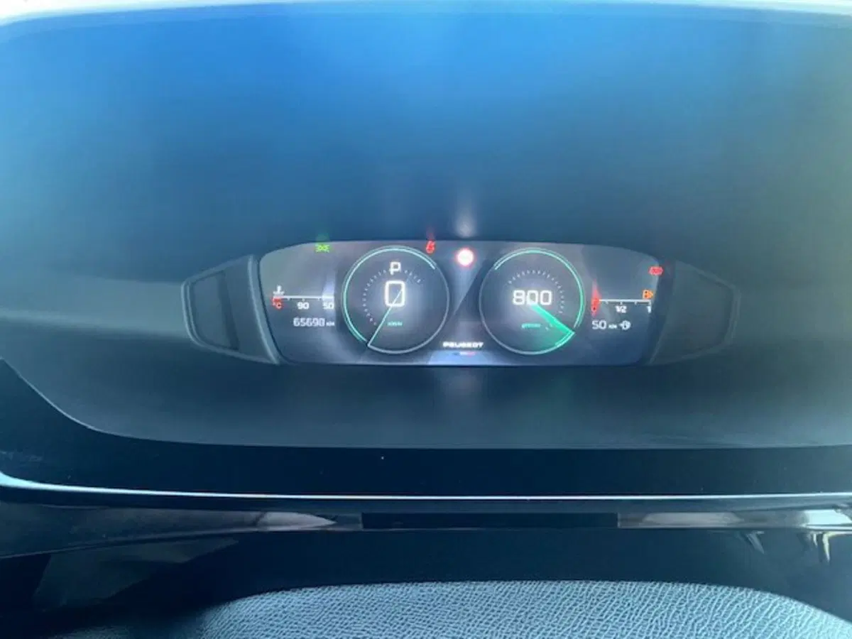 Peugeot 408 usata a Ascoli Piceno (13)