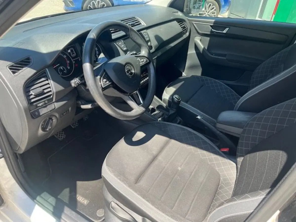 Skoda Fabia usata a Ascoli Piceno (10)