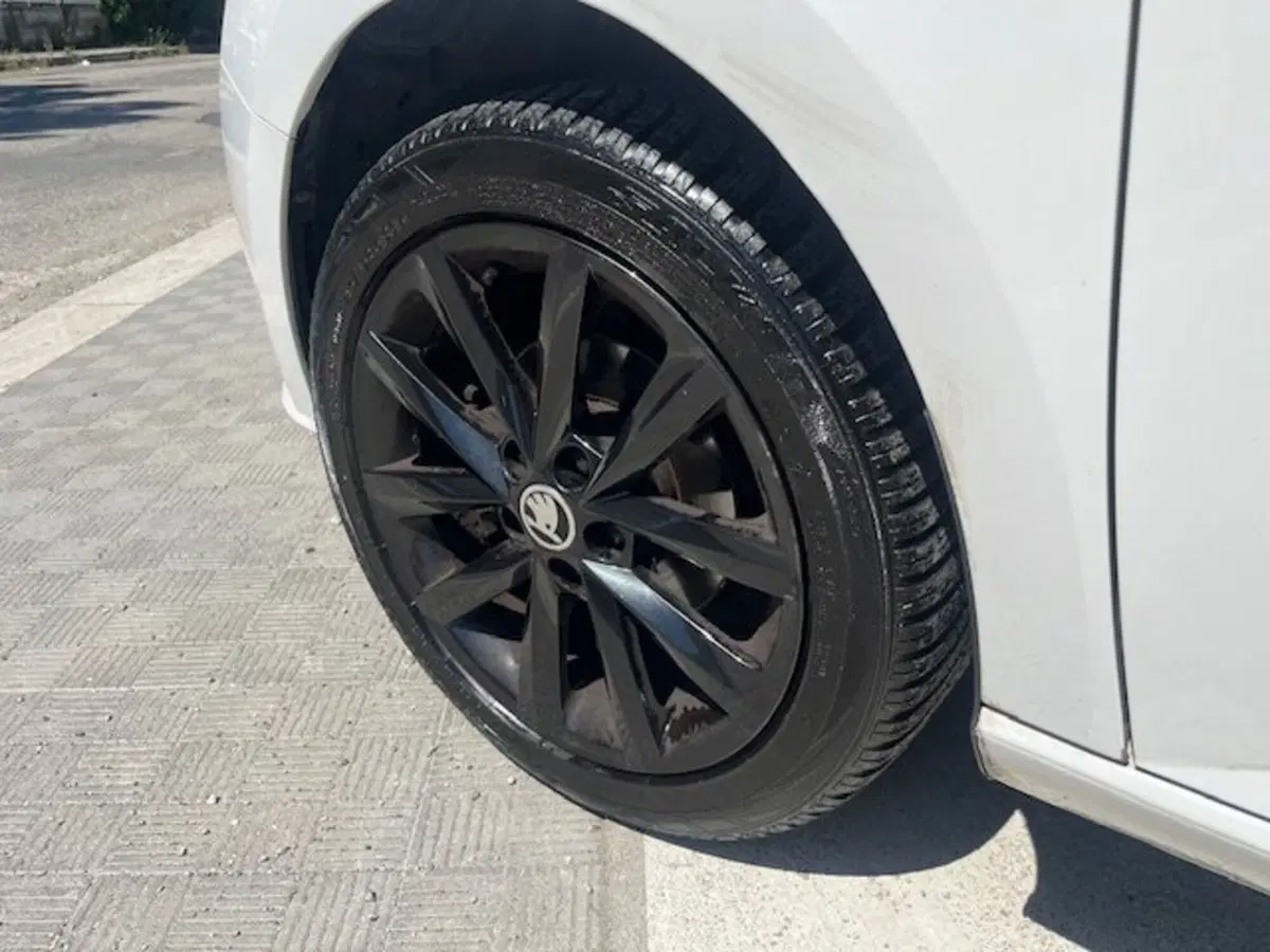Skoda Fabia usata a Ascoli Piceno (4)