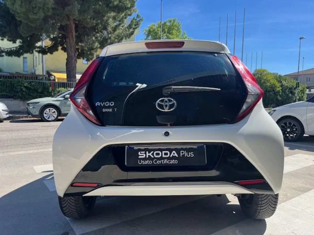 Toyota Aygo usata a Ascoli Piceno (8)