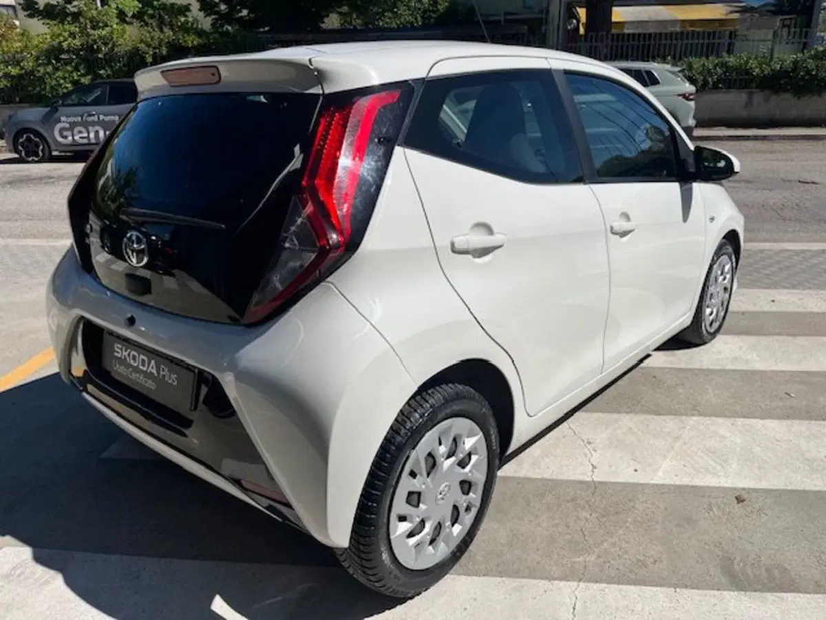 Toyota Aygo usata a Ascoli Piceno (9)