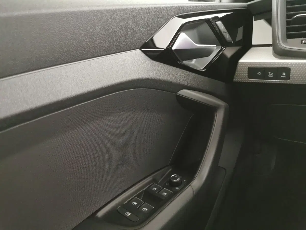 Audi A1 Sportback nuova a Teramo (20)
