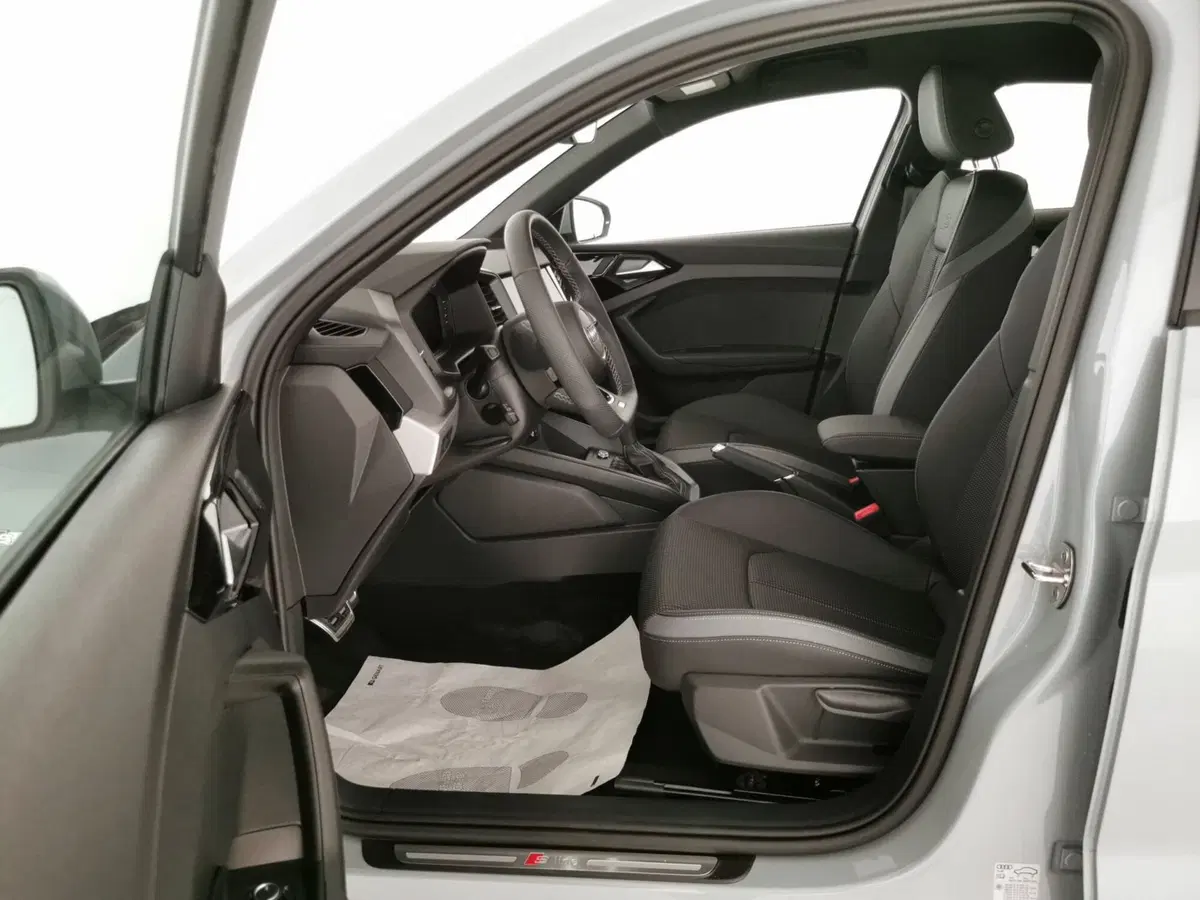 Audi A1 Sportback nuova a Teramo (5)