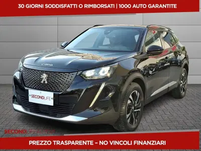 Peugeot 2008 BlueHDi 130 S&amp;S EAT8 Allure Pack del 2023 usata a Vasto