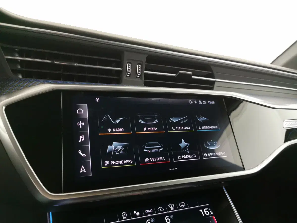 Audi A6 Avant e-Tron usata a Teramo (15)