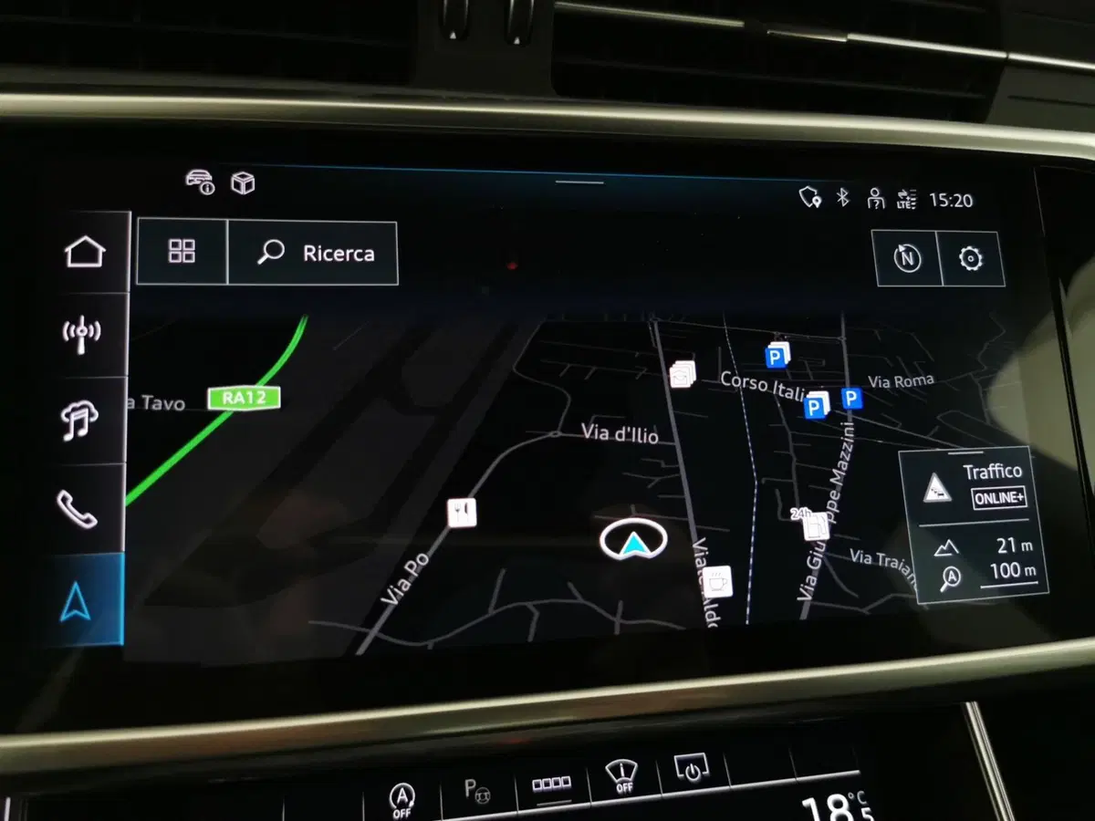 Audi A6 Avant e-Tron usata a Teramo (16)