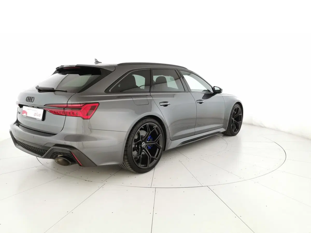 Audi A6 Avant e-Tron usata a Teramo (3)