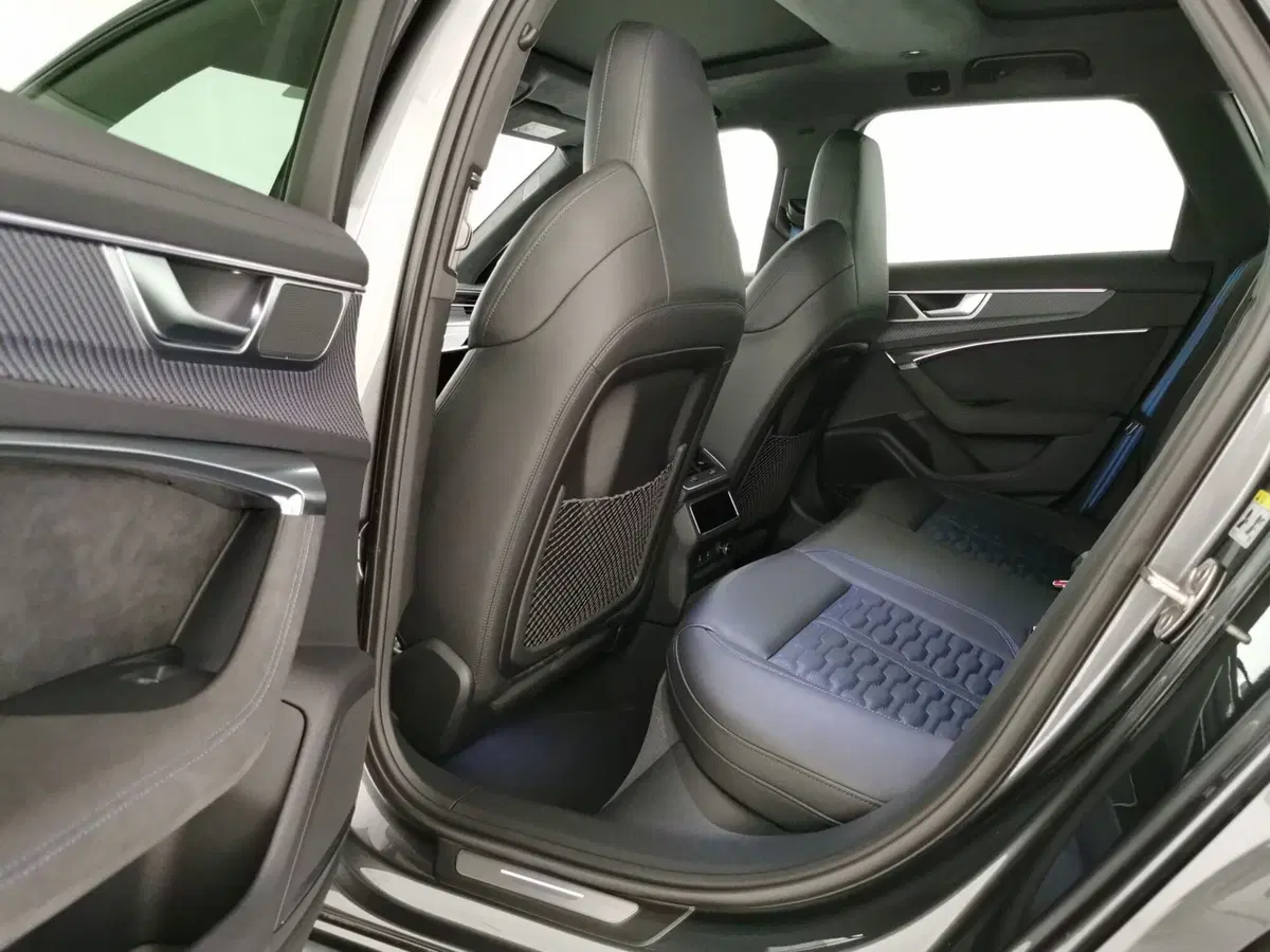 Audi A6 Avant e-Tron usata a Teramo (6)