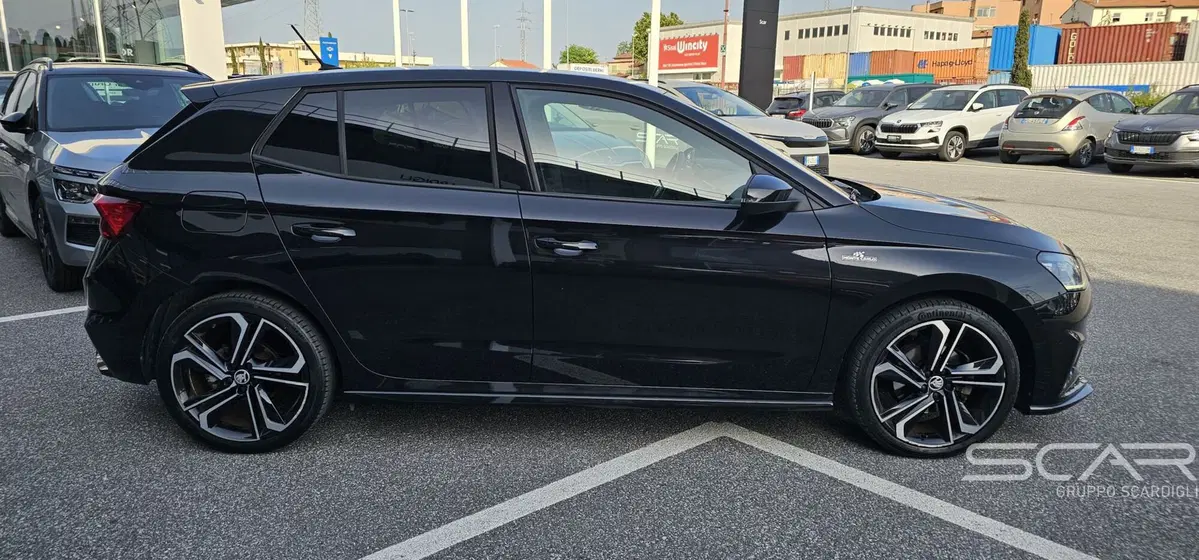 Skoda Fabia usata a Livorno (7)