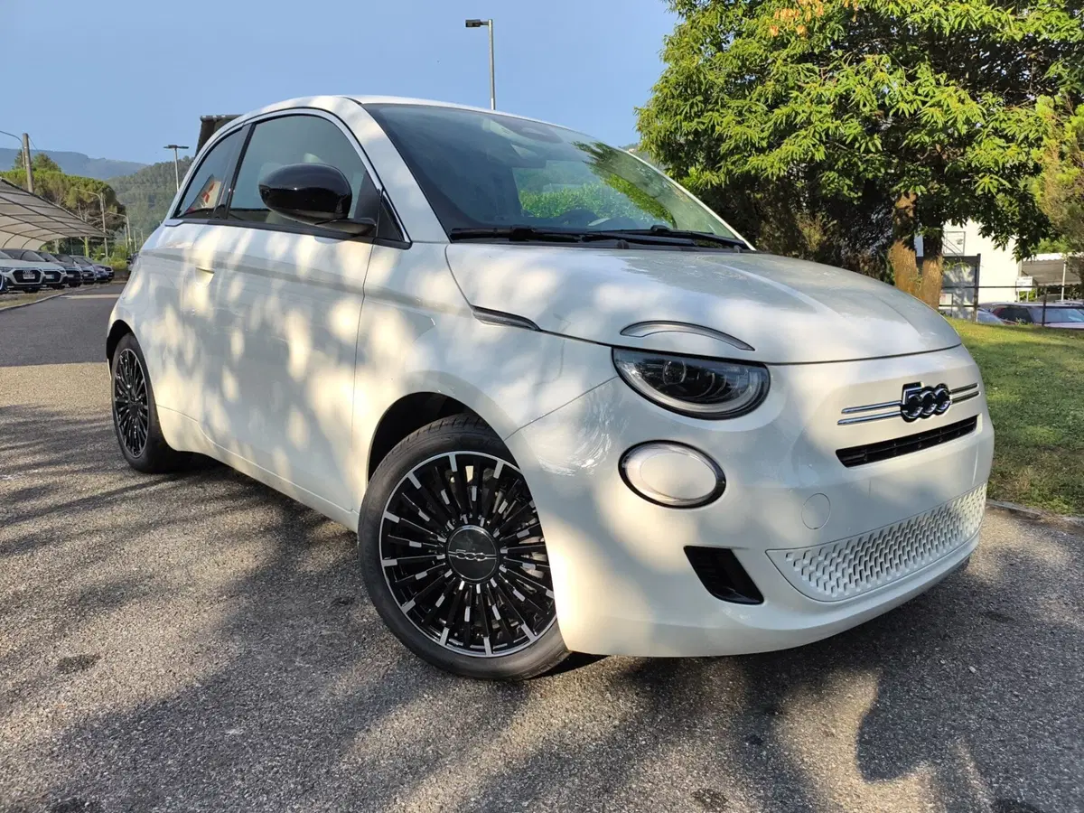 Fiat 500 nuova a La Spezia