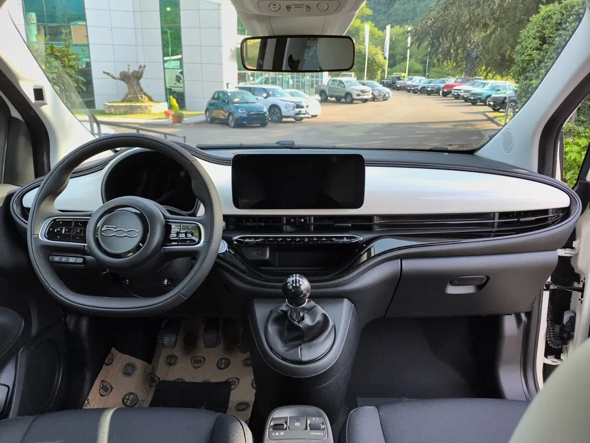 Fiat 500 nuova a La Spezia (8)