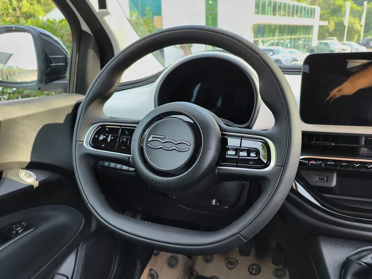 Fiat 500 nuova a La Spezia (9)