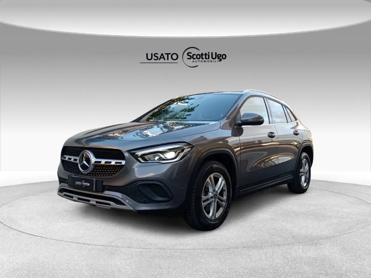 Mercedes-Benz GLA SUV usata a Firenze