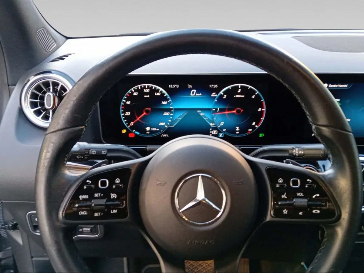 Mercedes-Benz GLA SUV usata a Firenze (10)