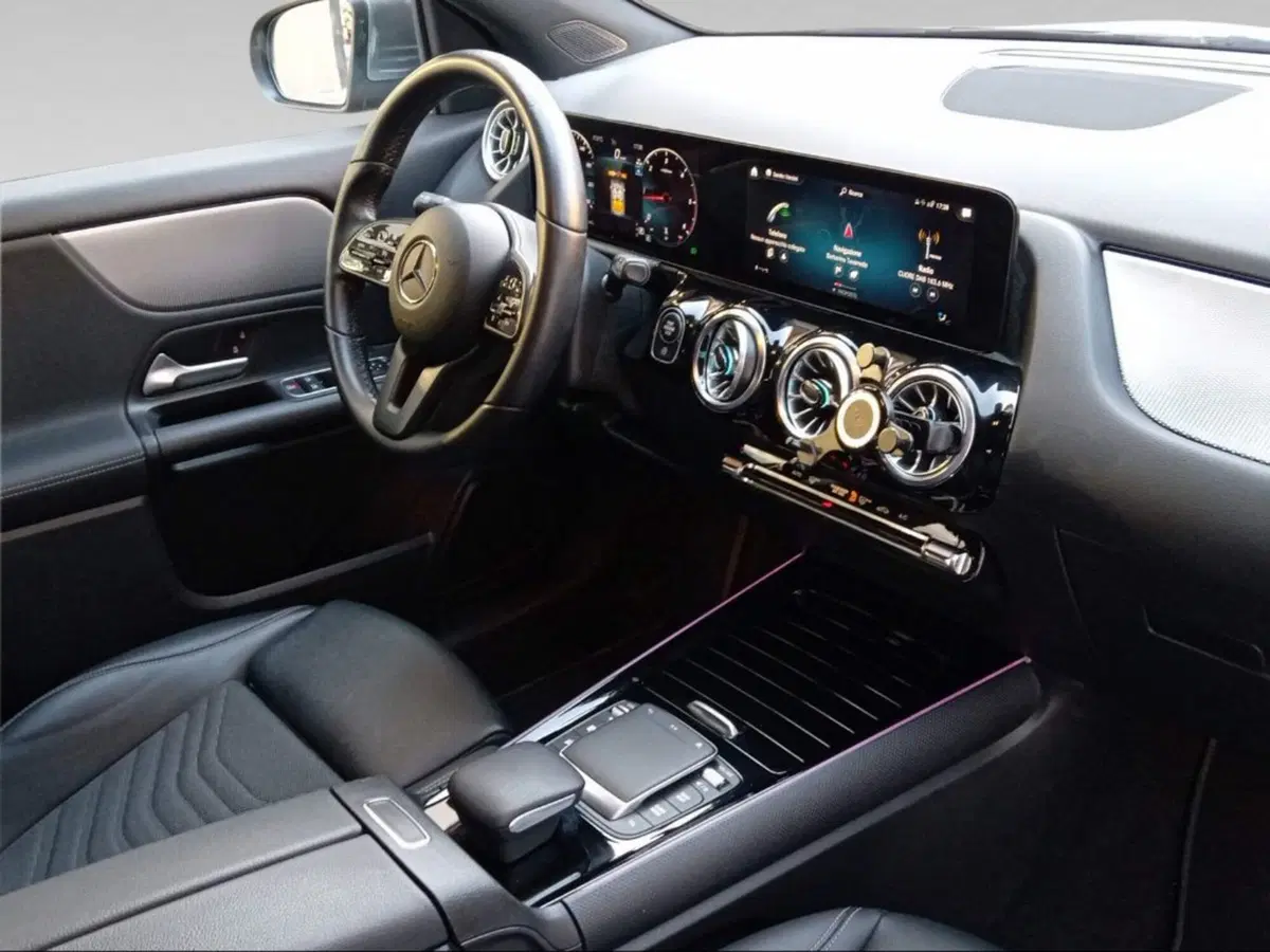 Mercedes-Benz GLA SUV usata a Firenze (12)