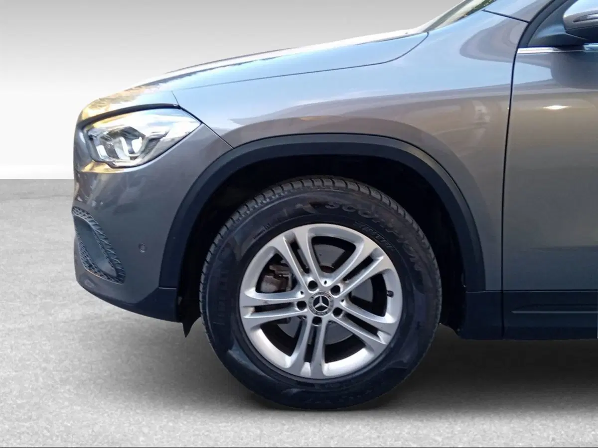 Mercedes-Benz GLA SUV usata a Firenze (4)
