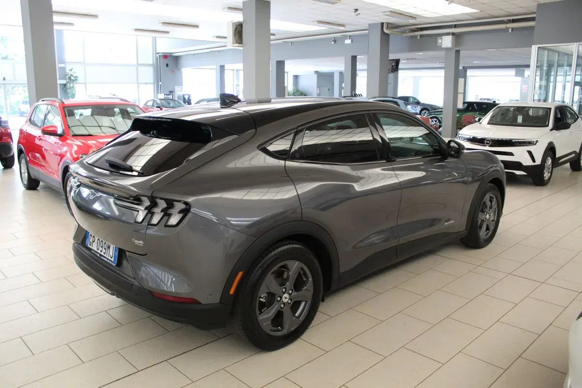 Ford Mustang Mach-E usata a Cremona (4)