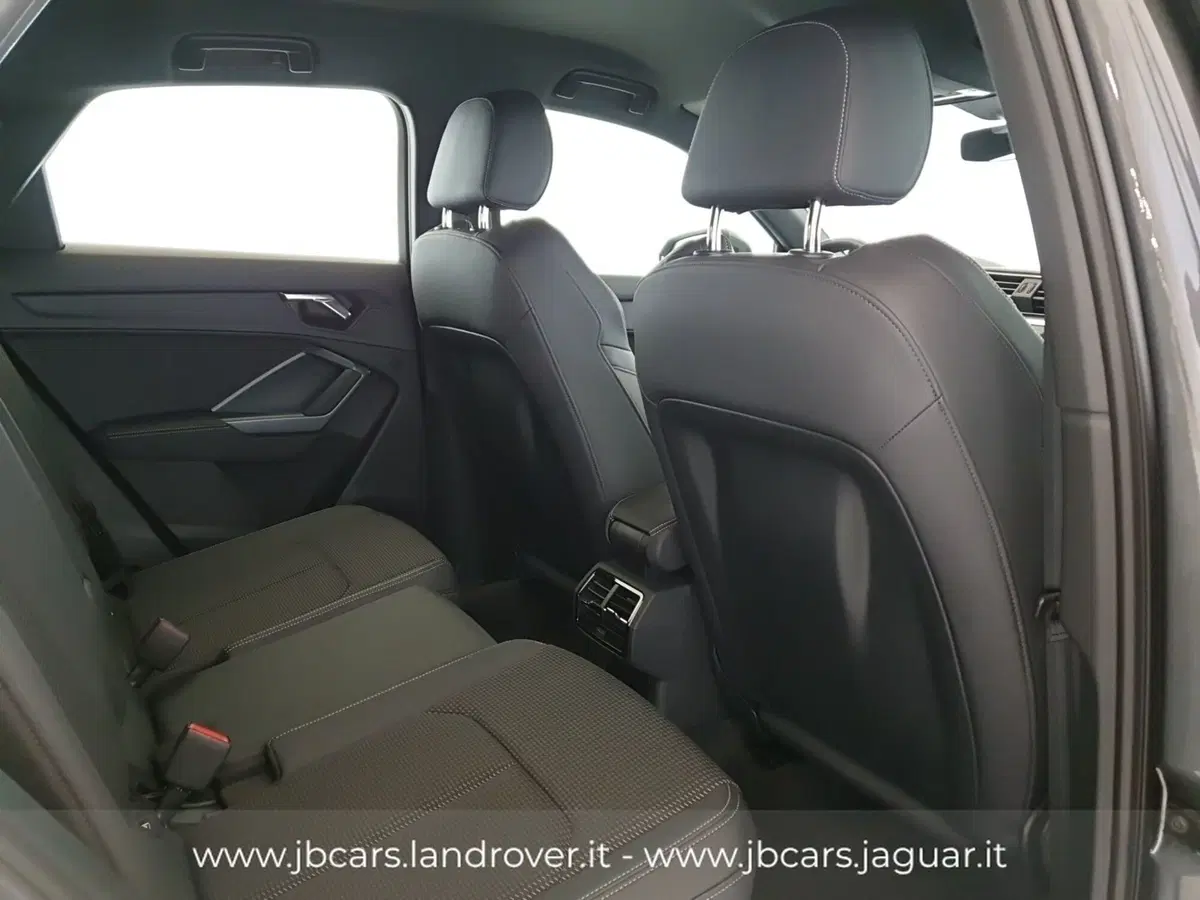 Audi Q3 Sportback usata a Monza e Brianza (12)
