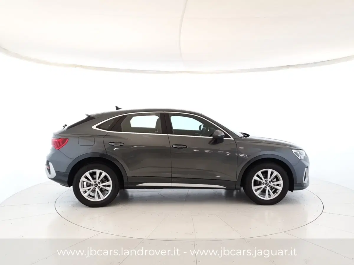 Audi Q3 Sportback usata a Monza e Brianza (6)
