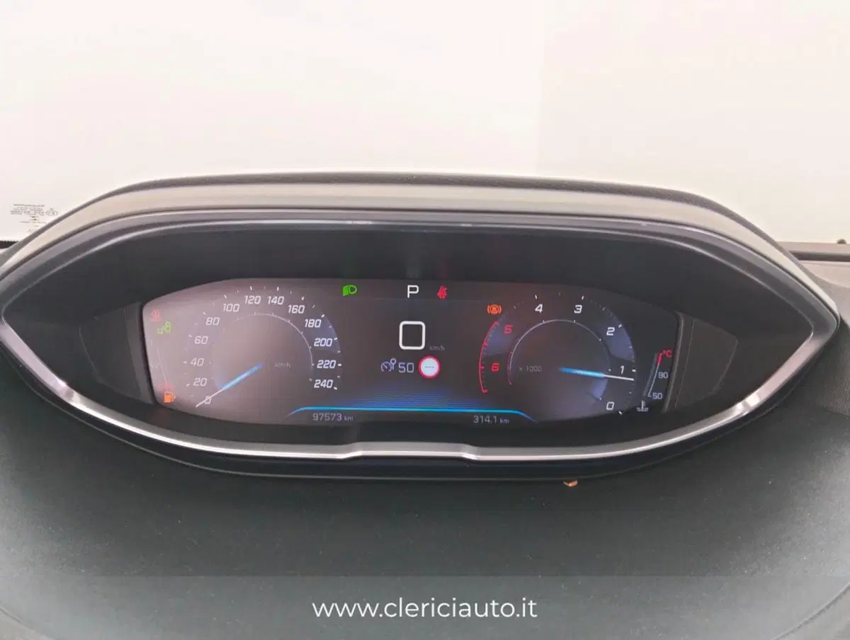 Peugeot 3008 usata a Como (12)