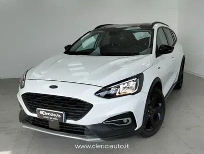 Ford Focus Station Wagon 1.0 EcoBoost 125 CV automatico SW Active Co-Pilot del 2019 usata a Lurate Caccivio