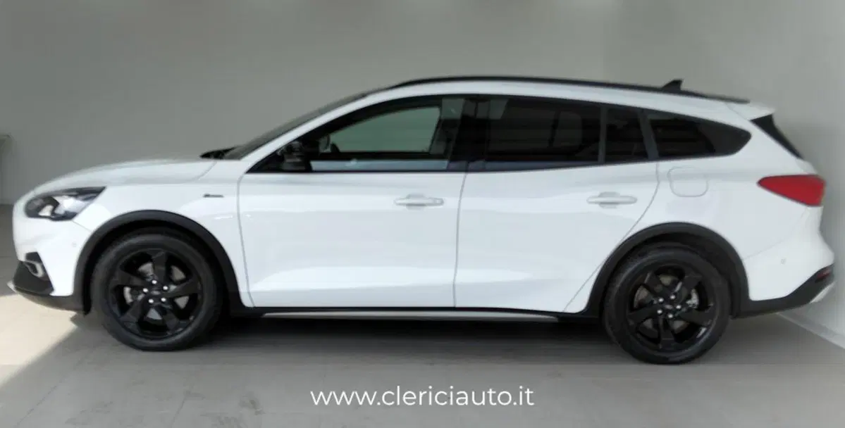 Ford Focus Station Wagon usata a Como (8)