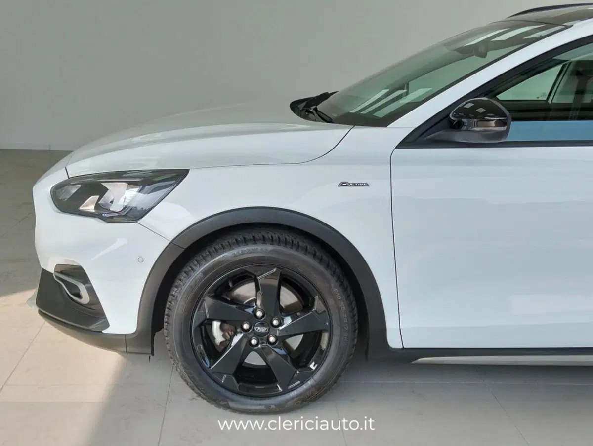 Ford Focus Station Wagon usata a Como (9)