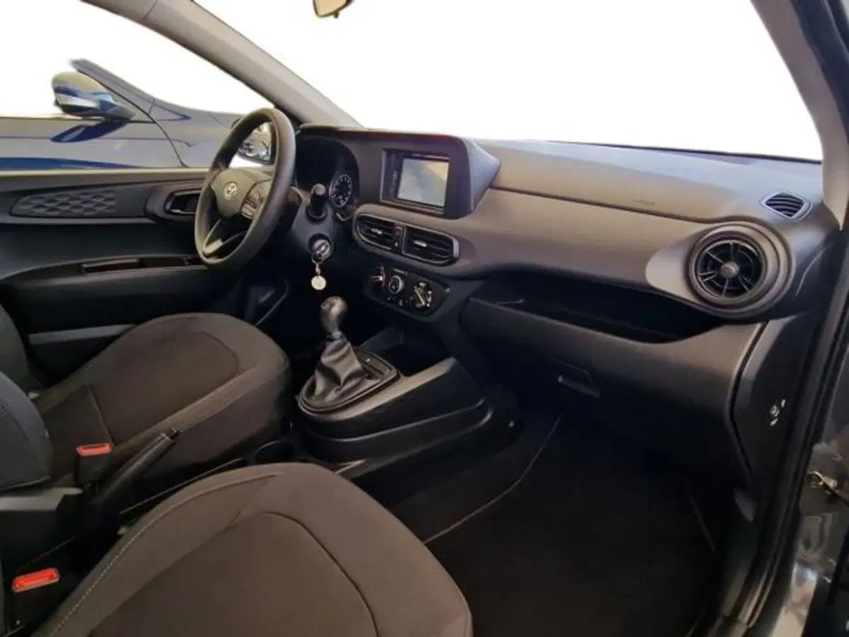 Hyundai i10 usata a Salerno (13)