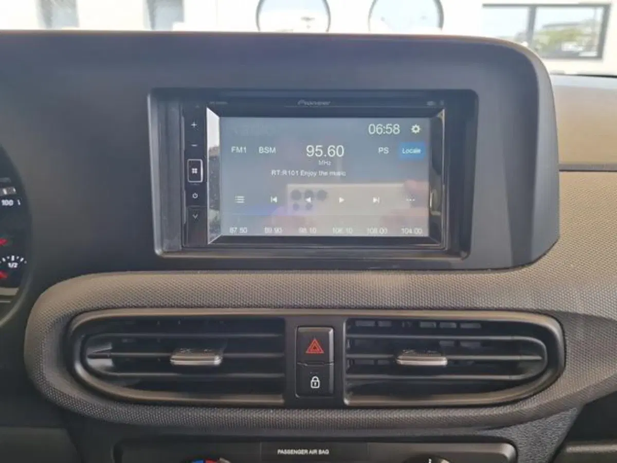 Hyundai i10 usata a Salerno (16)