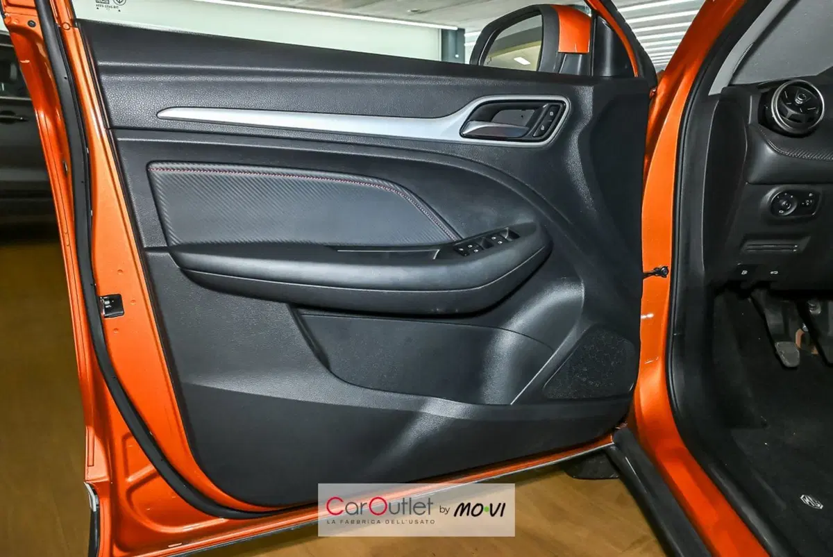 Mg ZS usata a Torino (16)