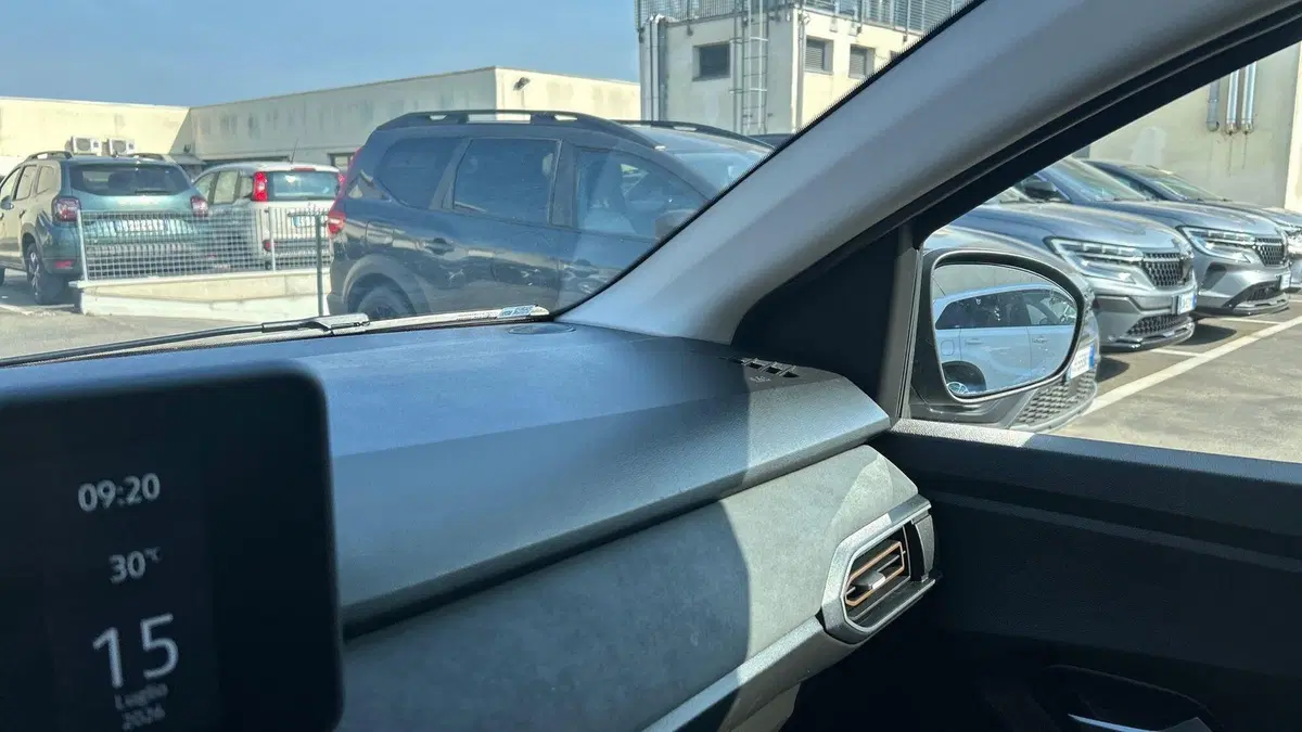 Dacia Jogger usata a Parma (12)