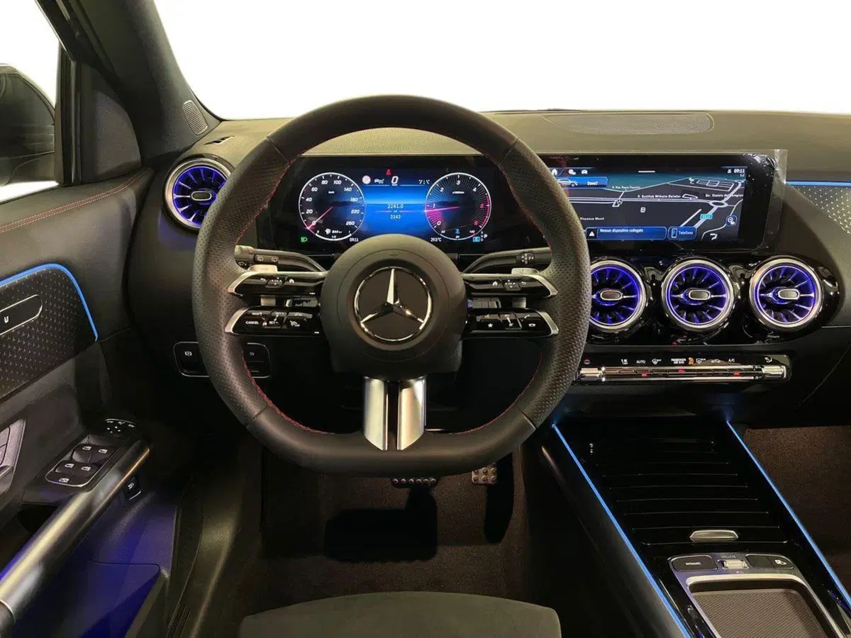 Mercedes-Benz GLA SUV usata a Monza e Brianza (11)